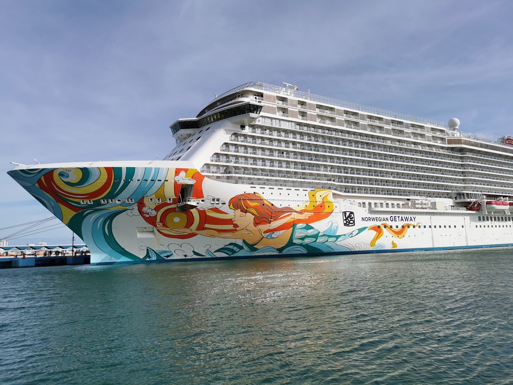 Norwegian Getaway am Hafen von San Juan - Puerto Rico