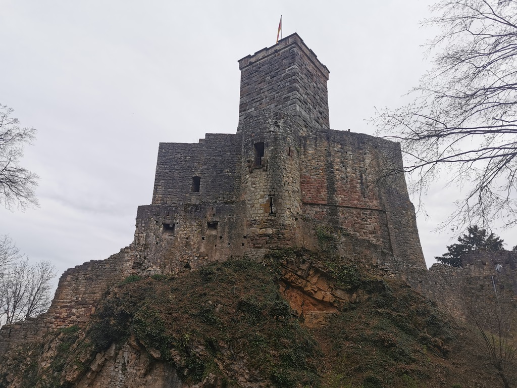 Burgruine Rötteln bei Lörrach im März 2024