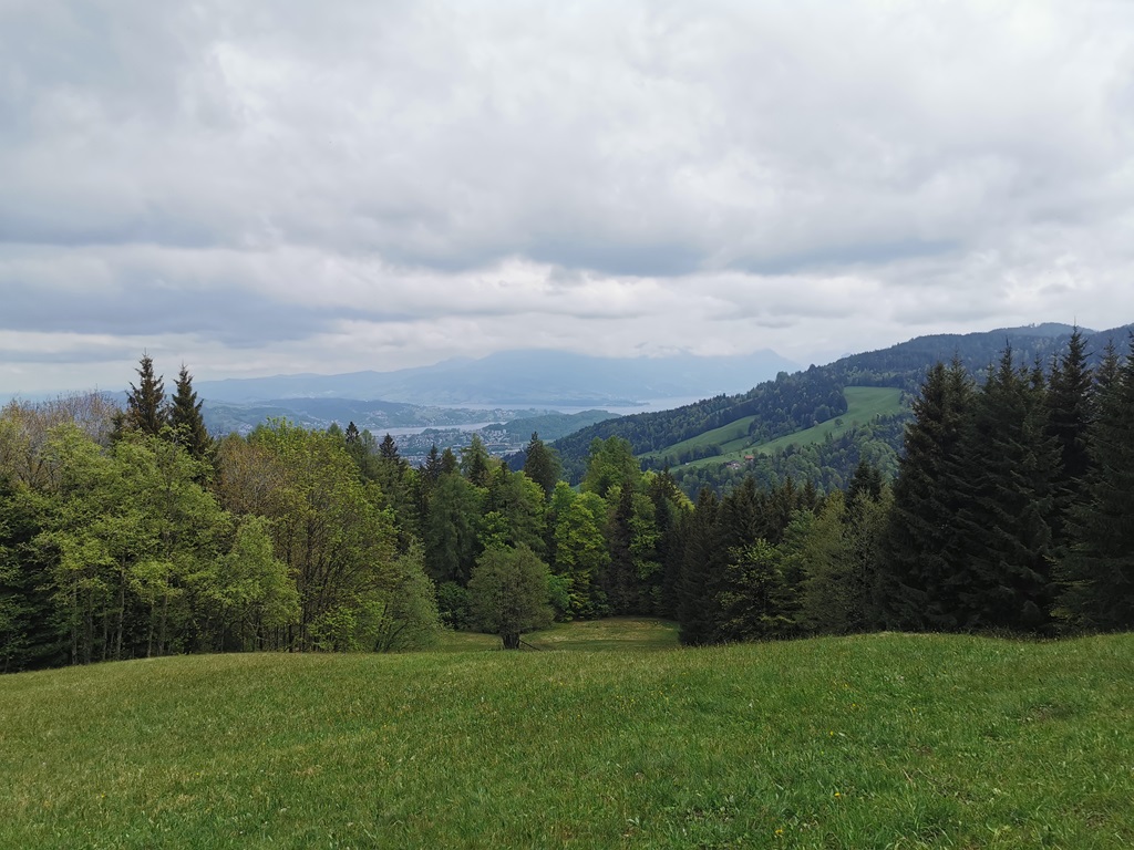 Sicht auf der Tour von Sempach auf den Chraigütsch